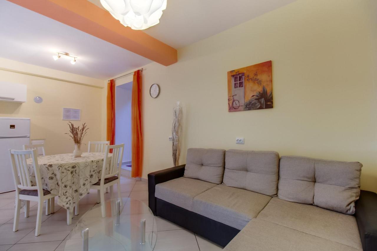 Ursula Apartment Mali Lošinj Екстериор снимка